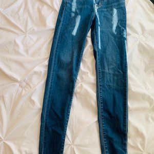 Levi High Rise Super Skinny Jeans 720